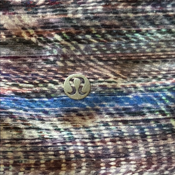 Lululemon sz 6 Wunder Train High-Rise Tight 25"
Digital Oasis White Multi VGUC - Picture 11 of 14